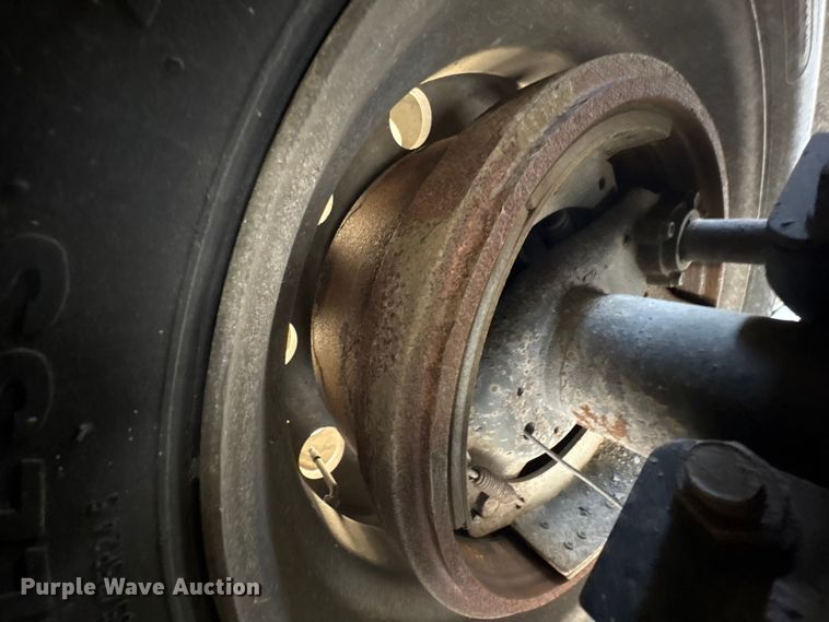 image for item YA2090 2000 Mac Mac Trailer Manufacturing end dump trailer