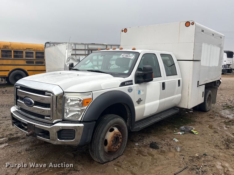 image for item YA2132 2016 Ford F550 Super Duty Crew Cab chipper truck