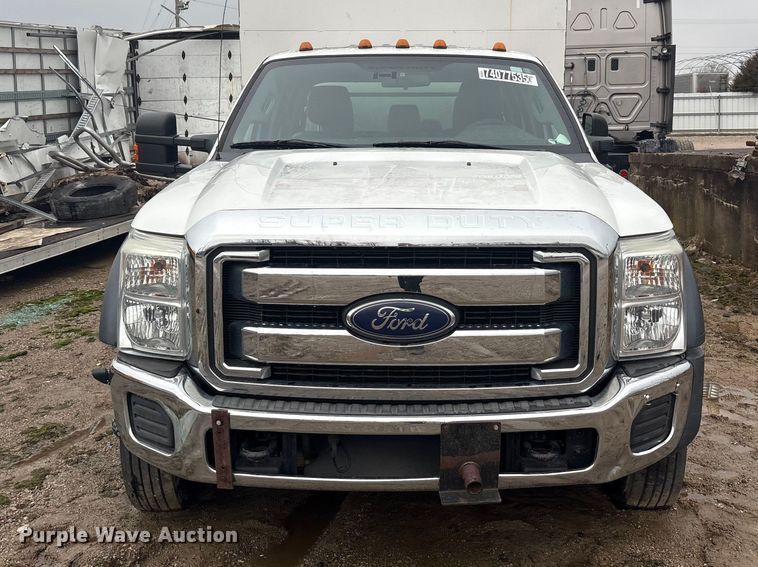 image for item YA2132 2016 Ford F550 Super Duty Crew Cab chipper truck