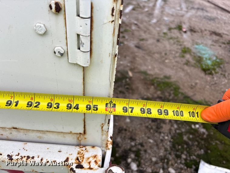 image for item YA2132 2016 Ford F550 Super Duty Crew Cab chipper truck