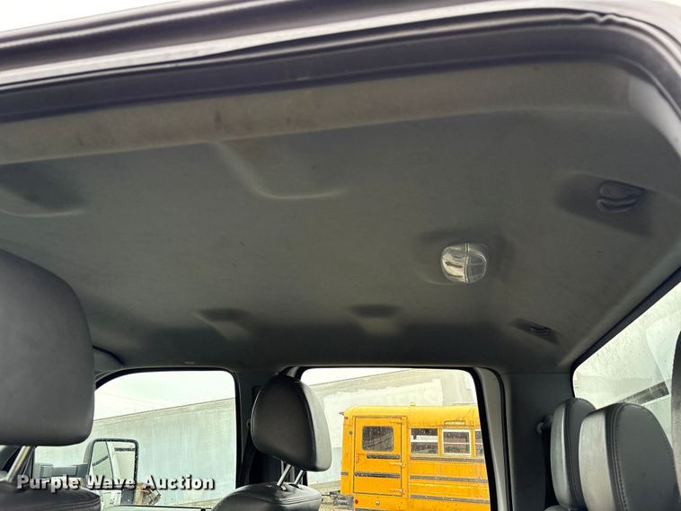 image for item YA2132 2016 Ford F550 Super Duty Crew Cab chipper truck