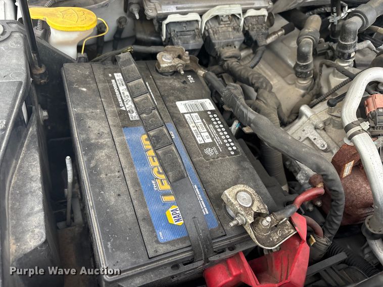 image for item YA2132 2016 Ford F550 Super Duty Crew Cab chipper truck