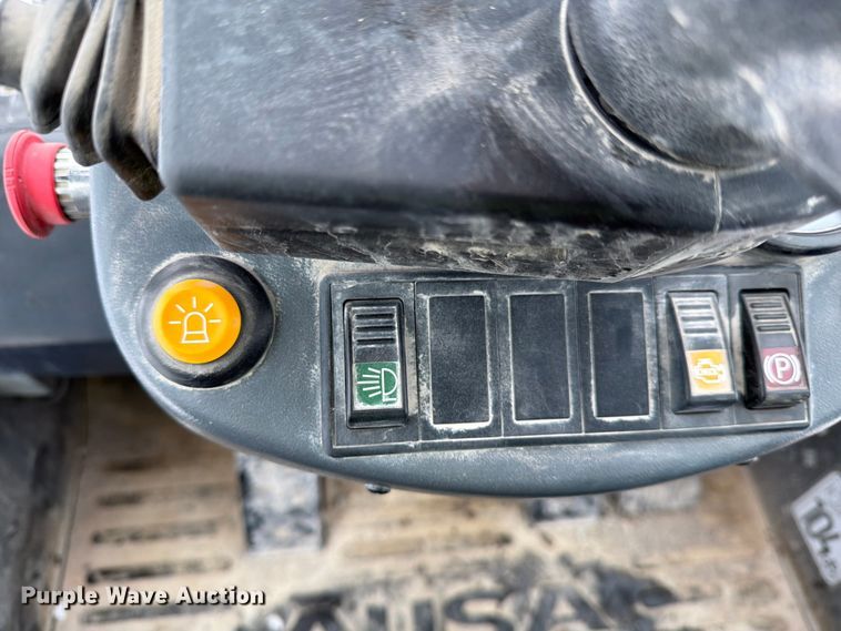 image for item YA2520 2019 Ausa C400H X4 forklift