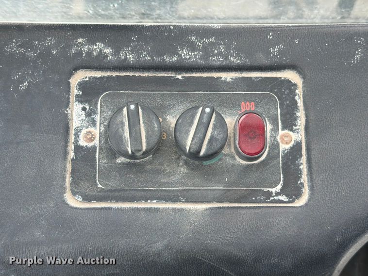 image for item YA2520 2019 Ausa C400H X4 forklift