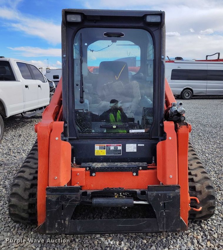 image for item YA2541 2025 Kubota SVL 97-2 tracked skid steer loader