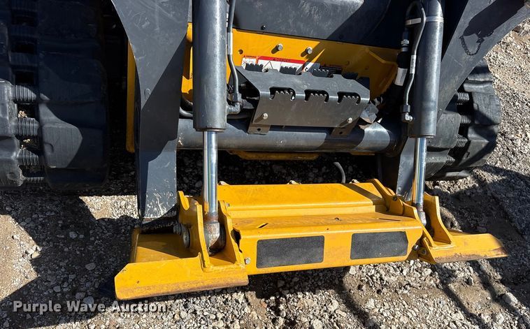 image for item YA2579 2025 John Deere 335G tracked skid steer loader