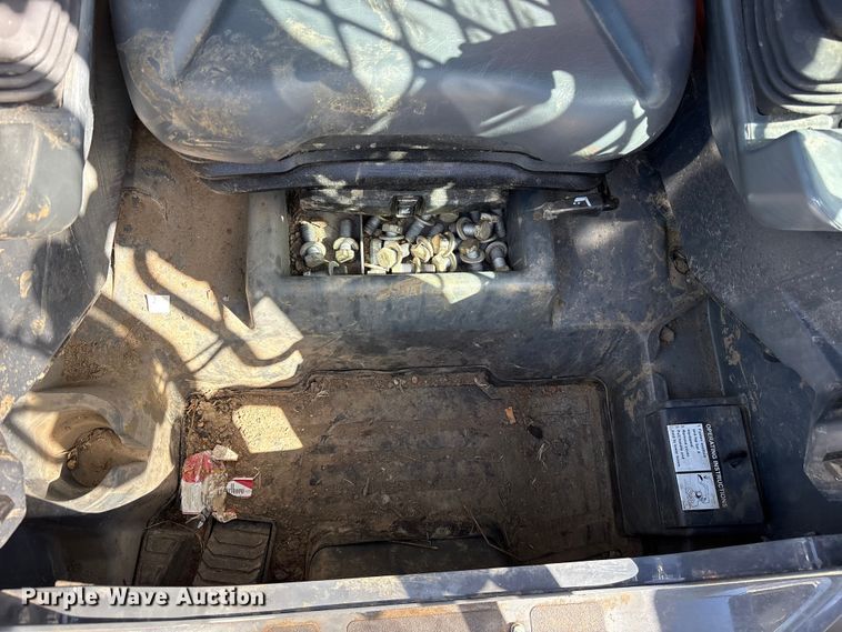 image for item YA2579 2025 John Deere 335G tracked skid steer loader