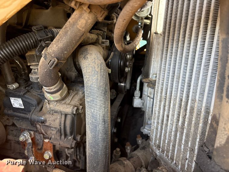 image for item YA2579 2025 John Deere 335G tracked skid steer loader