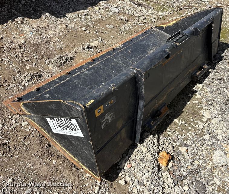 image for item YA2579 2025 John Deere 335G tracked skid steer loader