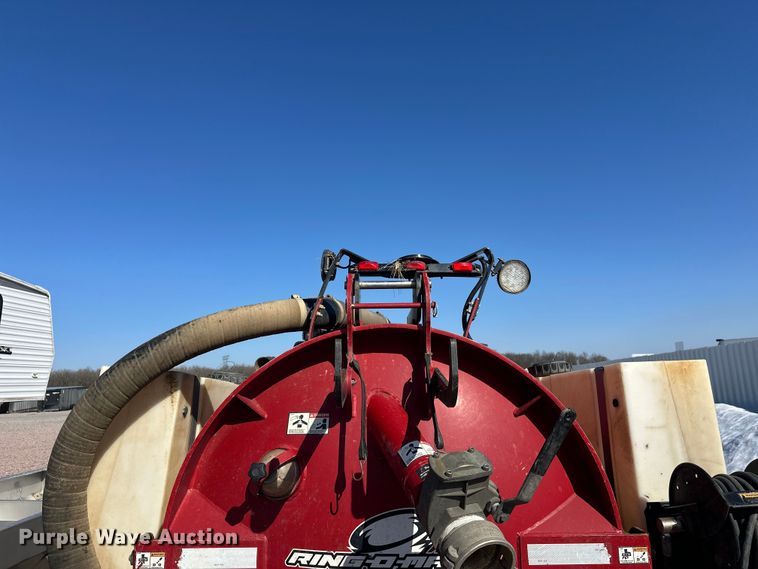 image for item YA2592 2018 Ring-O-Matic 550VX HI CFM vacuum excavator