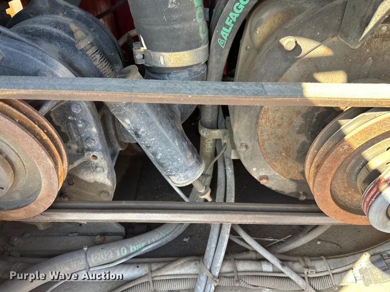 image for item YA2592 2018 Ring-O-Matic 550VX HI CFM vacuum excavator