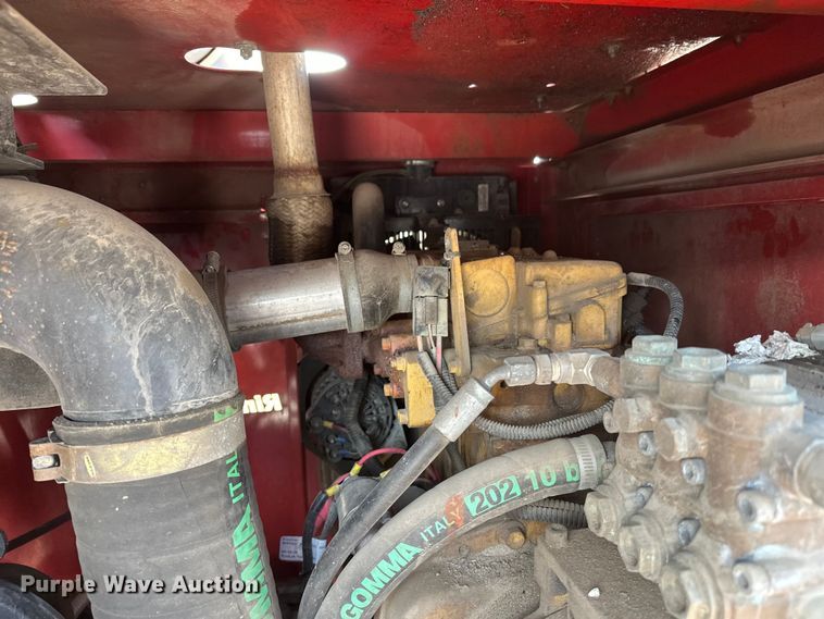 image for item YA2592 2018 Ring-O-Matic 550VX HI CFM vacuum excavator