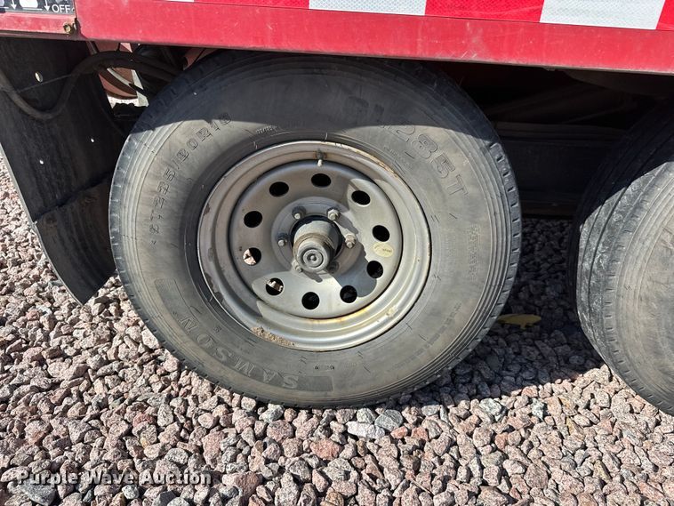 image for item YA2592 2018 Ring-O-Matic 550VX HI CFM vacuum excavator