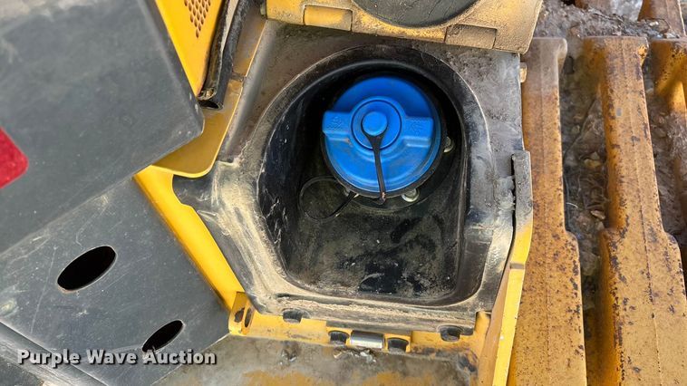 image for item YA2594 2020 John Deere 333G tracked skid steer loader