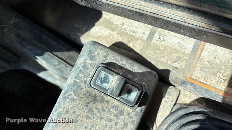 image for item YA2594 2020 John Deere 333G tracked skid steer loader