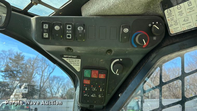 image for item YA2594 2020 John Deere 333G tracked skid steer loader