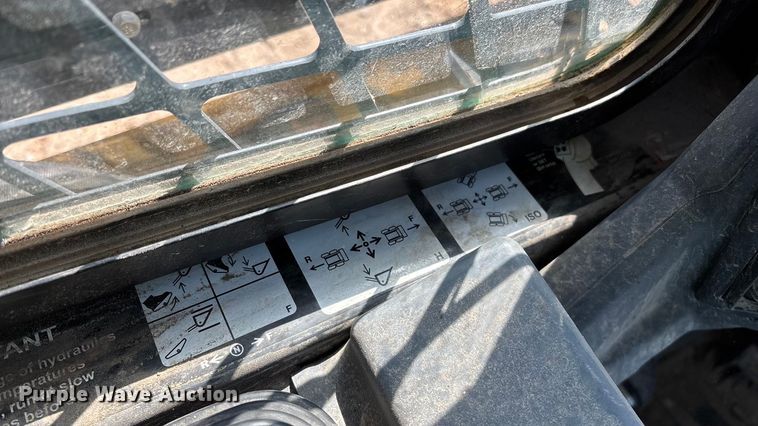 image for item YA2594 2020 John Deere 333G tracked skid steer loader