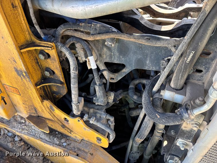 image for item YA2594 2020 John Deere 333G tracked skid steer loader