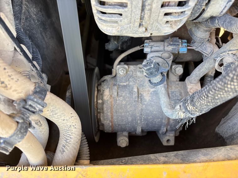 image for item YA2594 2020 John Deere 333G tracked skid steer loader