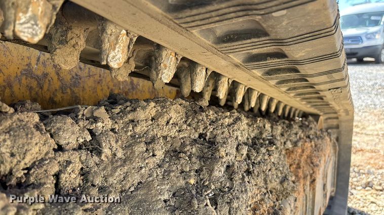 image for item YA2594 2020 John Deere 333G tracked skid steer loader