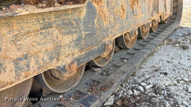 image for item YA2594 2020 John Deere 333G tracked skid steer loader