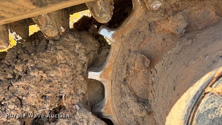 image for item YA2594 2020 John Deere 333G tracked skid steer loader