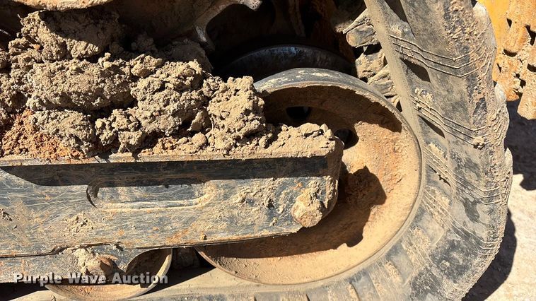 image for item YA2594 2020 John Deere 333G tracked skid steer loader