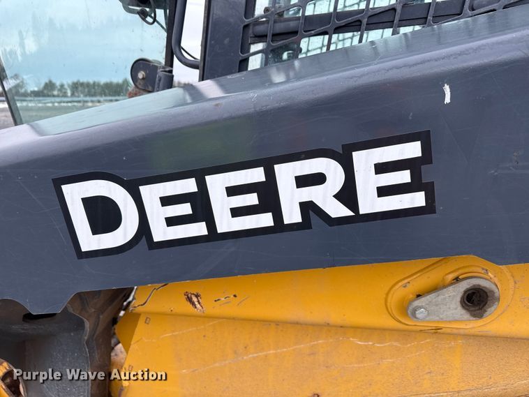 image for item YA2626 2020 John Deere 333G tracked skid steer loader