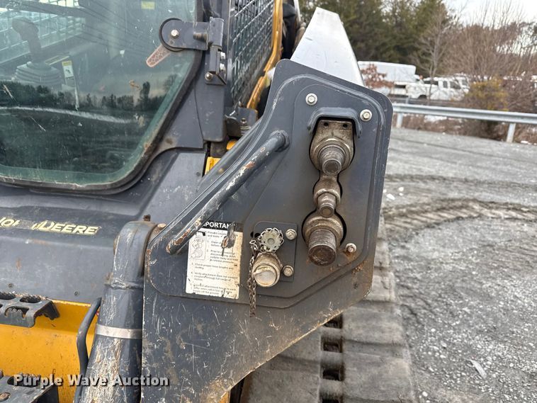 image for item YA2626 2020 John Deere 333G tracked skid steer loader