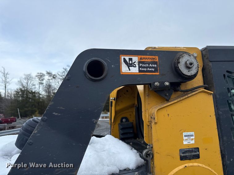 image for item YA2626 2020 John Deere 333G tracked skid steer loader