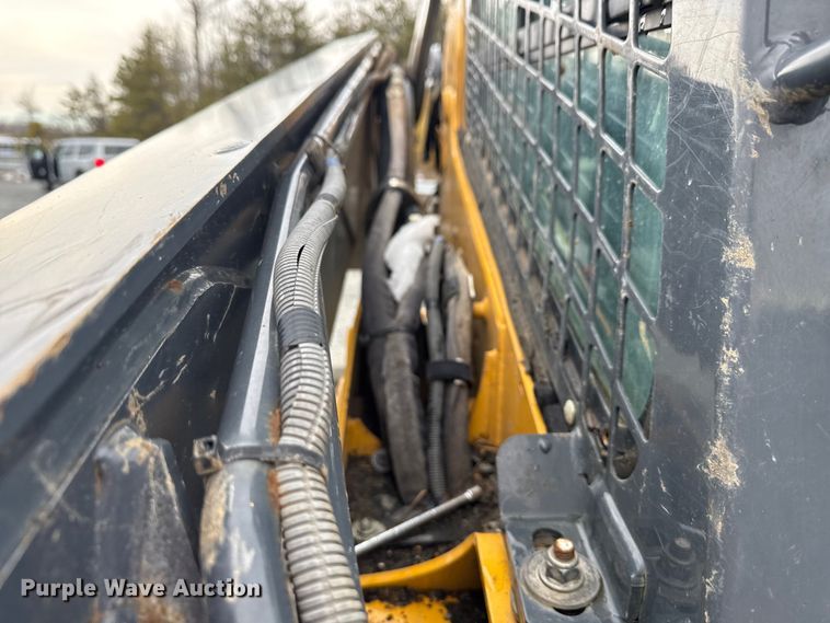 image for item YA2626 2020 John Deere 333G tracked skid steer loader