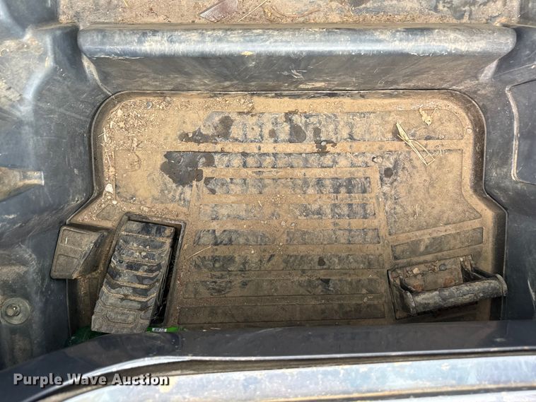 image for item YA2626 2020 John Deere 333G tracked skid steer loader