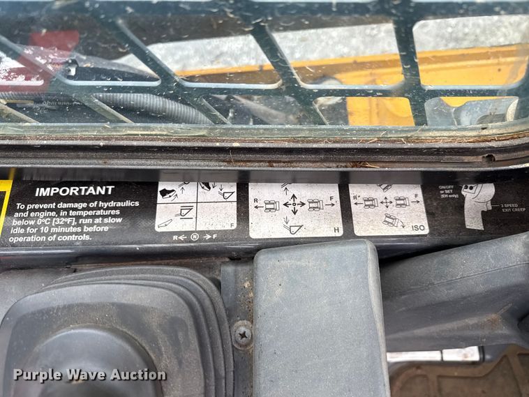 image for item YA2626 2020 John Deere 333G tracked skid steer loader