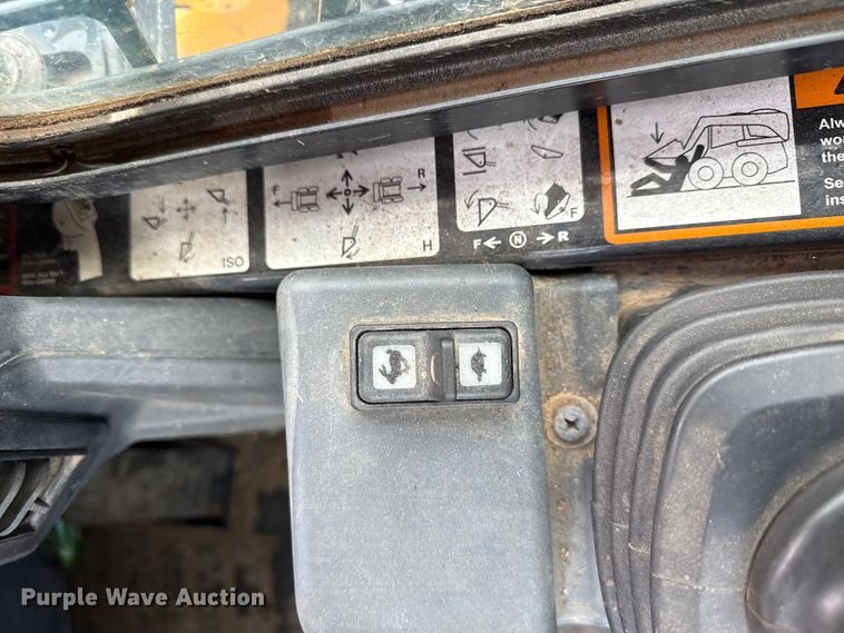 image for item YA2626 2020 John Deere 333G tracked skid steer loader