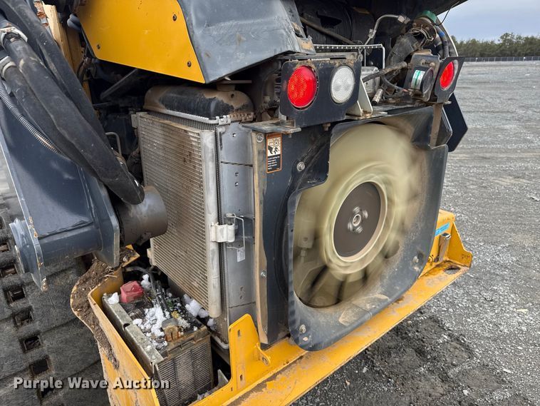 image for item YA2626 2020 John Deere 333G tracked skid steer loader