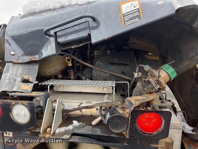 image for item YA2626 2020 John Deere 333G tracked skid steer loader