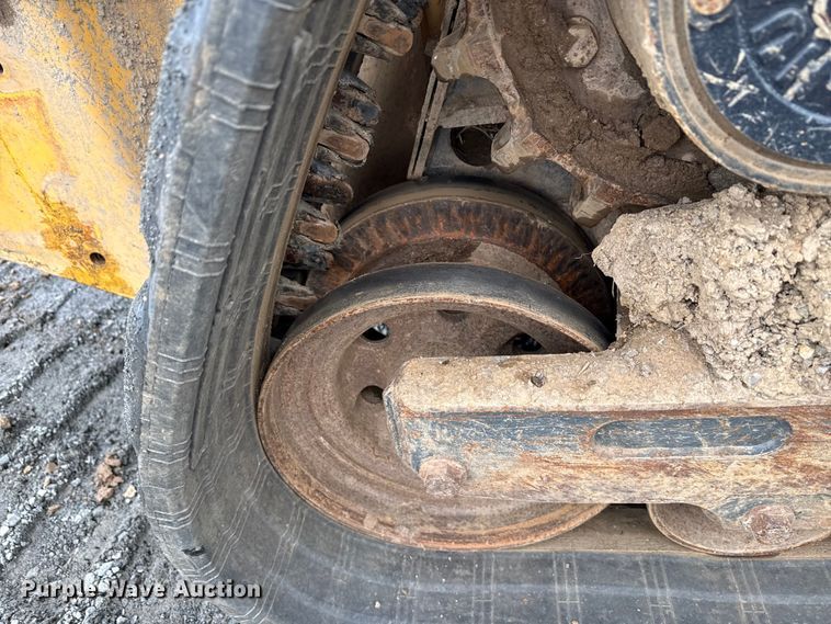 image for item YA2626 2020 John Deere 333G tracked skid steer loader