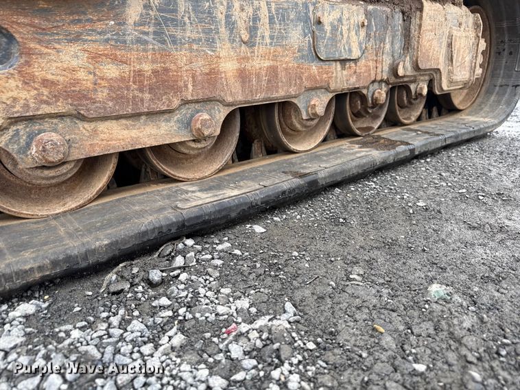 image for item YA2626 2020 John Deere 333G tracked skid steer loader