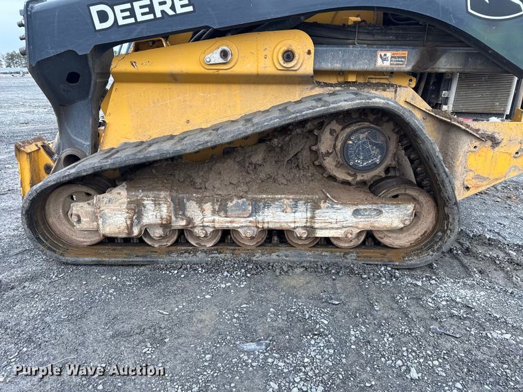 image for item YA2626 2020 John Deere 333G tracked skid steer loader