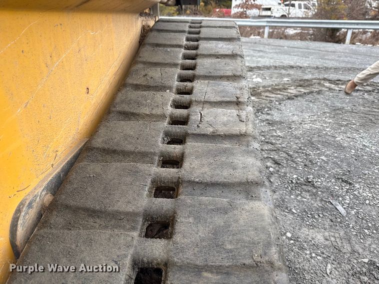 image for item YA2626 2020 John Deere 333G tracked skid steer loader