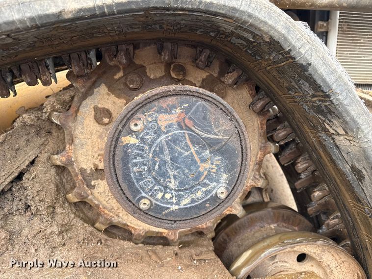 image for item YA2626 2020 John Deere 333G tracked skid steer loader