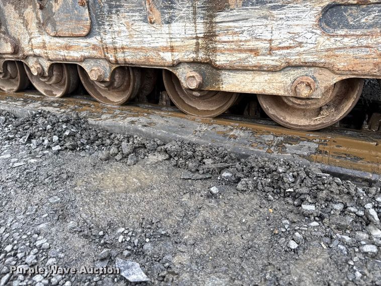 image for item YA2626 2020 John Deere 333G tracked skid steer loader