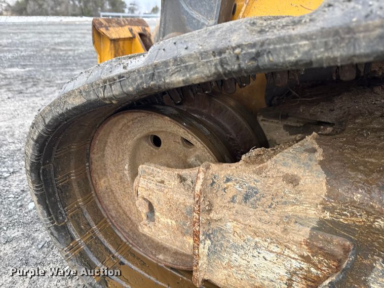 image for item YA2626 2020 John Deere 333G tracked skid steer loader