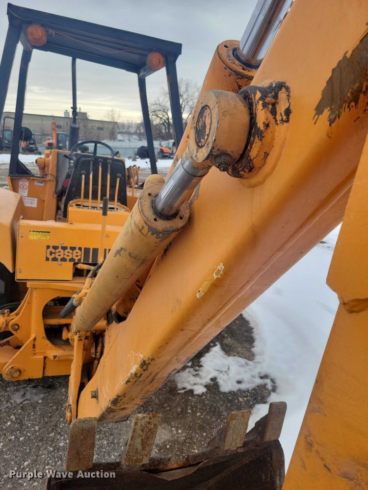 image for item YA2646 1977 Case 580C backhoe