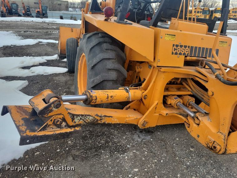 image for item YA2646 1977 Case 580C backhoe