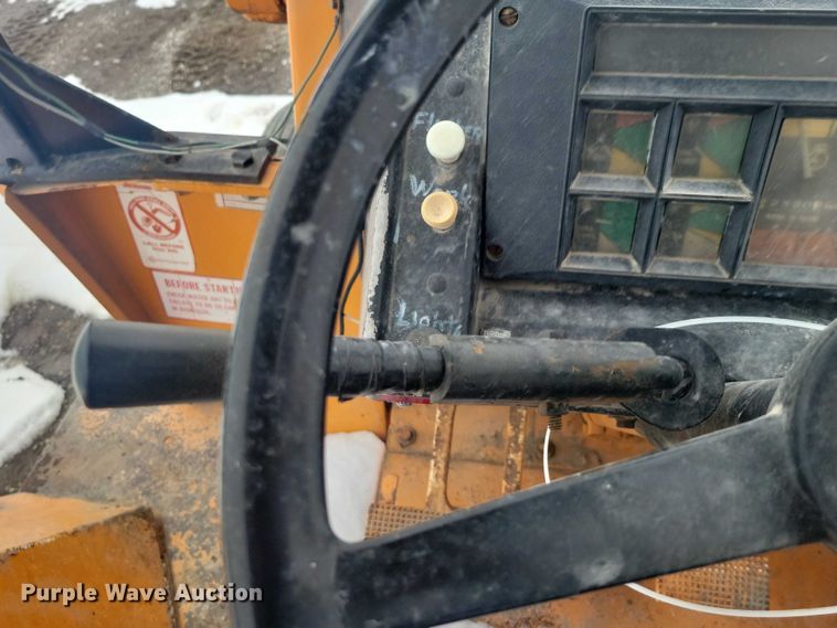 image for item YA2646 1977 Case 580C backhoe