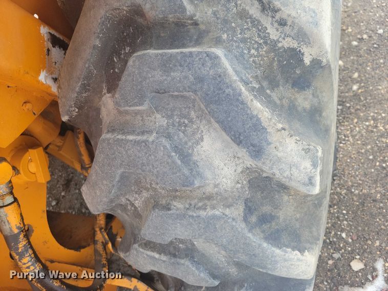 image for item YA2646 1977 Case 580C backhoe