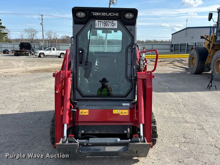 image for item YA2661 Takeuchi TL6R tracked skid steer loader