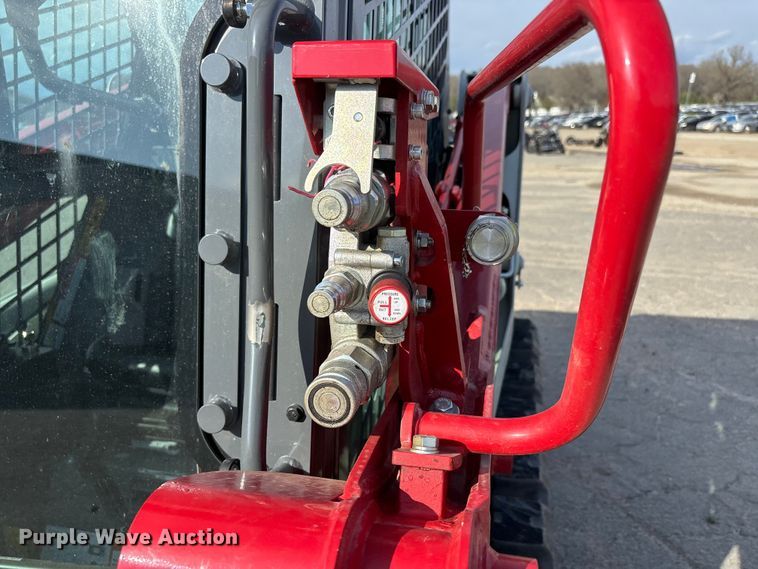 image for item YA2661 Takeuchi TL6R tracked skid steer loader