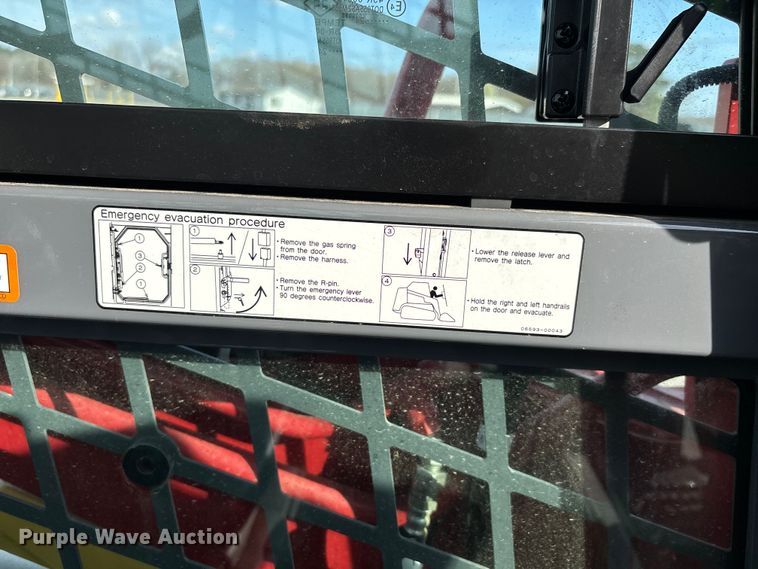 image for item YA2661 Takeuchi TL6R tracked skid steer loader